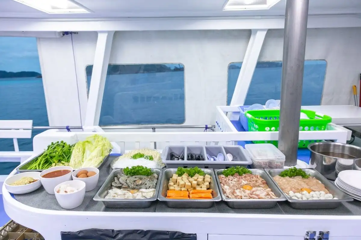 BBQ a bordo 7 Isole Similan: 2 gg 1 n Liveaboard con MV Koon 1 (Fun Dive) Isole Similan: 2 gg 1 n Liveaboard con MV Koon 1 (Fun Dive) - immagine 7