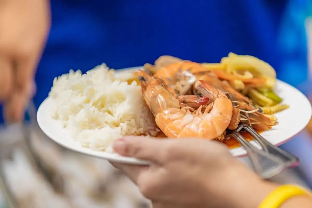 Gamberi con riso e verdure 7 Koh Rok & Haa Islands con Speed Boat da Phuket o Khao Lak Koh Rok & Haa Islands con Speed Boat da Phuket o Khao Lak - immagine 7