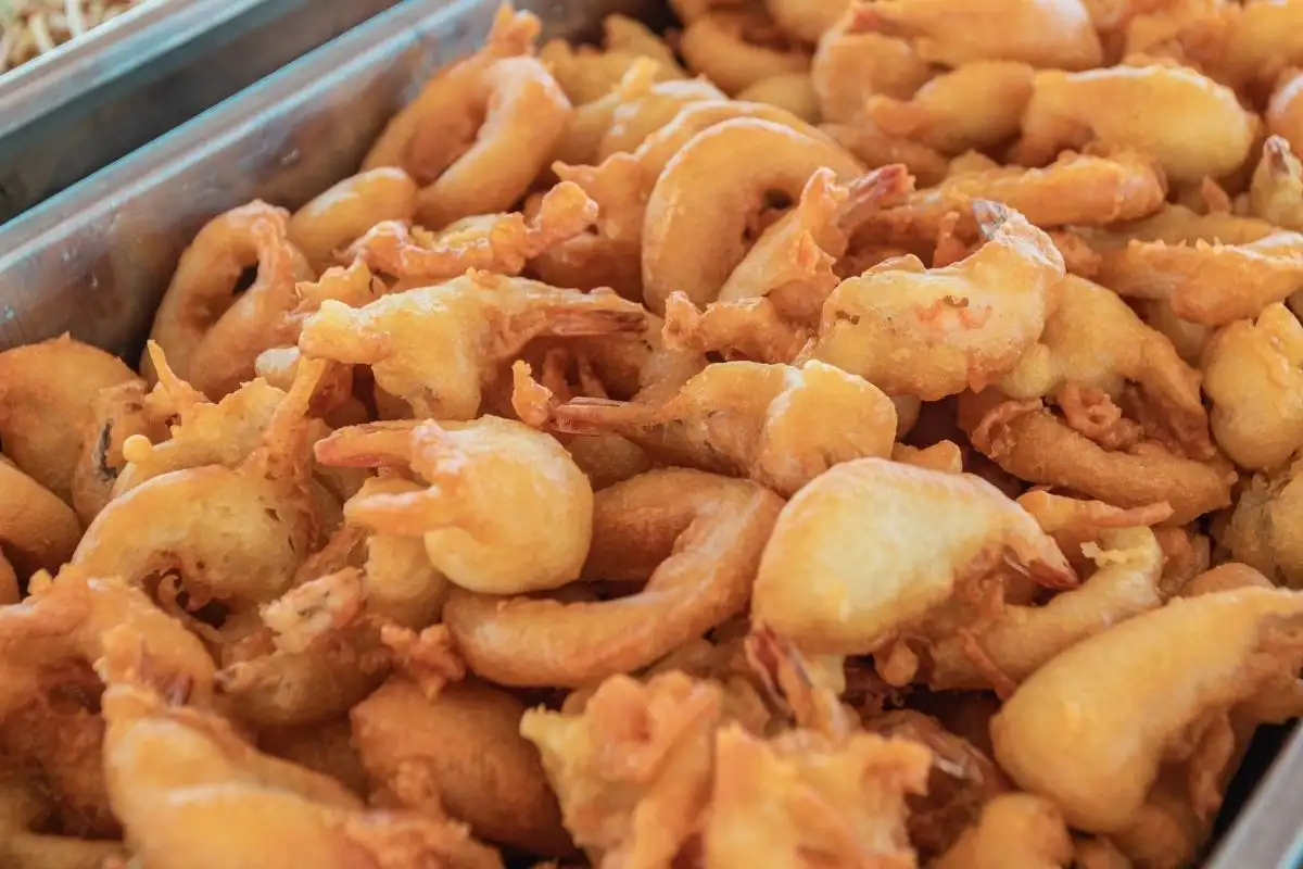 Pesce Fritto 1 5 James Bond & Khai Island con Catamarano da Phuket o Khao Lak James Bond & Khai Island con Catamarano da Phuket o Khao Lak - immagine 5