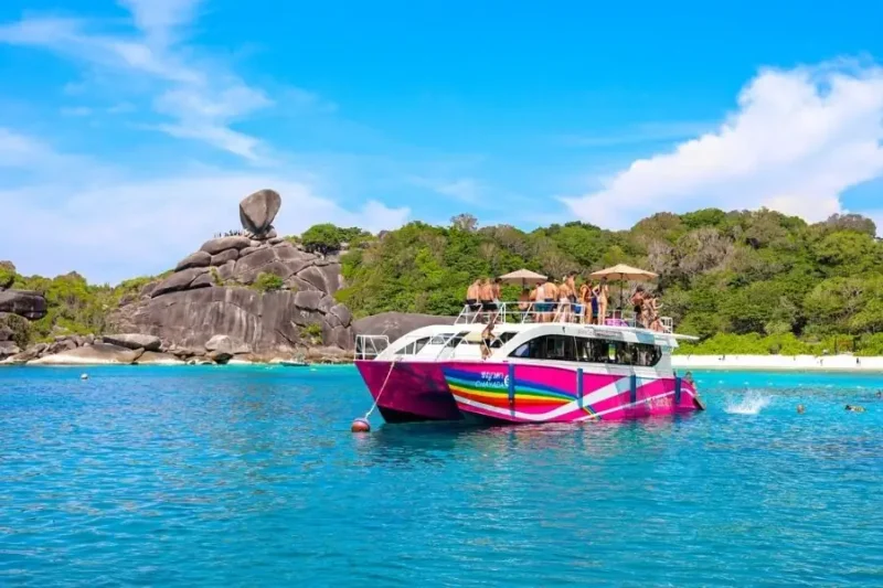 Escursione Similan Island in Catamarano Escursione Lazy Similan in Catamarano Veloce (da Phuket o Khao Lak) 1