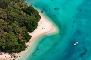Escursione Surin Mai-Ngam Beach e Snorkeling in Motoscafo (da Phuket o Khao Lak)