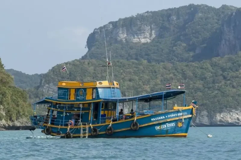 Barca della crociera Ang Thong 2 giorni nel Golfo della Thailandia